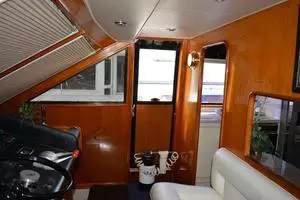 1989 Viking Motor Yacht thumbnail 45