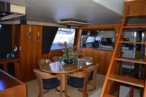1989 Viking Motor Yacht thumbnail 57