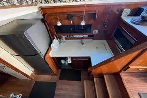 1984 Bertram 42 Convertible thumbnail 17