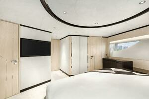 2022 Majesty Yachts 120 thumbnail 20