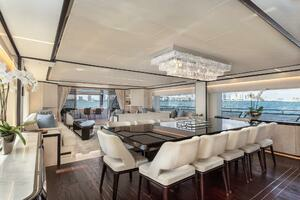 2022 Majesty Yachts 120 thumbnail 7