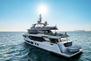 2022 Majesty Yachts 120 thumbnail 1