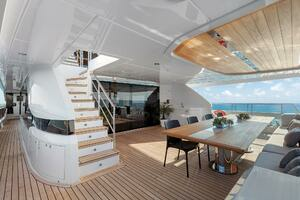 2022 Majesty Yachts 120 thumbnail 41