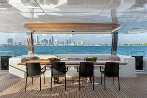2022 Majesty Yachts 120 thumbnail 42