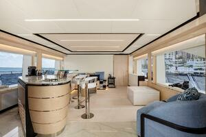 2022 Majesty Yachts 120 thumbnail 35