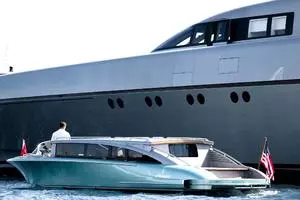 LEONARDO  34ft Hodgdon Yachts Yacht For Sale