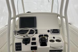 Photo 3618115 for 2014 Edgewater 318  