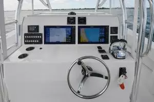 2019 Ocean Master 336 Center Console thumbnail 12