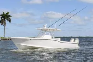 2019 Ocean Master 336 Center Console thumbnail 6
