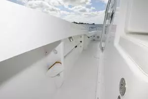 2019 Ocean Master 336 Center Console thumbnail 15