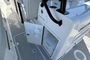 Photo 3623855 for 2023 Sea Fox 328 Commander  