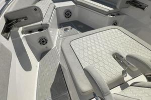 Photo 3623863 for 2023 Sea Fox 328 Commander  