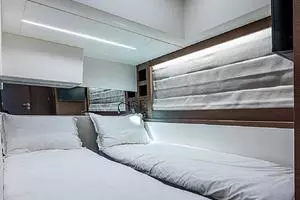 2022 Prestige 520 Fly thumbnail 37