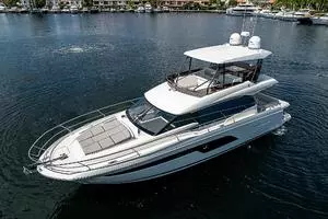 2022 Prestige 520 Fly thumbnail 1