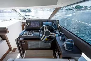 2022 Prestige 520 Fly thumbnail 22