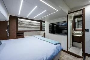 2022 Prestige 520 Fly thumbnail 26