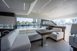 2022 Prestige 520 Fly thumbnail 20