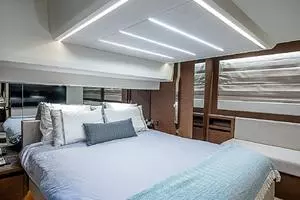 2022 Prestige 520 Fly thumbnail 27