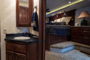 Photo 3638013 for 2008 Fantasy 82 Coastal Yacht Knot Tide Down 