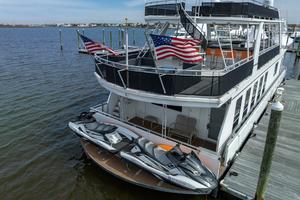 Photo 3637991 for 2008 Fantasy 82 Coastal Yacht Knot Tide Down 