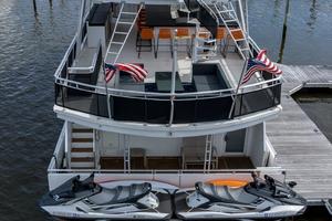 Photo 3637997 for 2008 Fantasy 82 Coastal Yacht Knot Tide Down 
