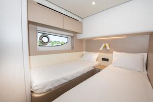 Crimson 68ft Azimut Yacht For Sale