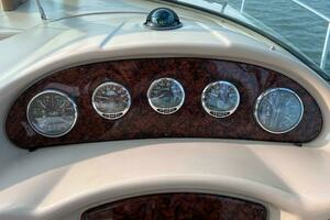 2005 Sea Ray Sundancer 320 thumbnail 13