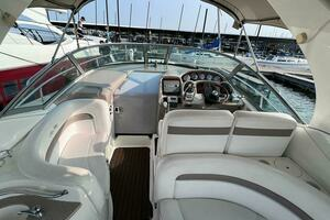 2005 Sea Ray Sundancer 320 thumbnail 15