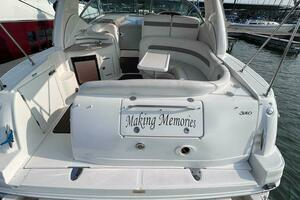 2005 Sea Ray Sundancer 320 thumbnail 14