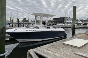 Photo 3638948 for 2018 Robalo R222  