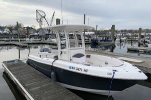 Photo 3638946 for 2018 Robalo R222  