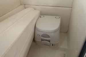 Photo 3643838 for 2011 Sea Ray 240 Sundeck  