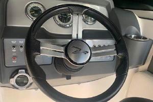 Photo 3643833 for 2011 Sea Ray 240 Sundeck  