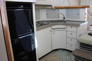 Positive Space 41ft Sea Ray Yacht For Sale