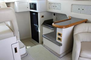 Positive Space 41ft Sea Ray Yacht For Sale