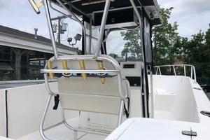 Photo 3655510 for 2002 Angler 252  