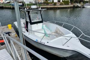 Photo 3655490 for 2002 Angler 252  