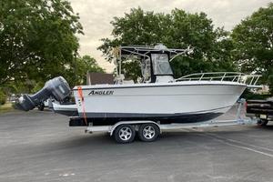 Photo 3655495 for 2002 Angler 252  