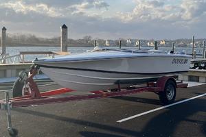 Photo 3658162 for 1995 Donzi Sweet 16  