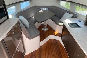 Photo 3659029 for 2022 Intrepid 438 Evolution  