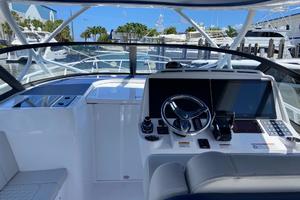 Photo 3659028 for 2022 Intrepid 438 Evolution  