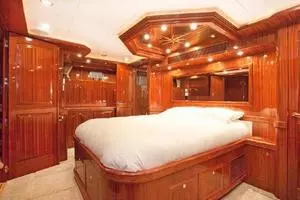  2025 Legend 630 Skylounge Yacht For Sale in Sequim WA
