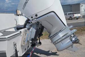 Photo 3665389 for 2021 Velocity 262 CC VELOCITY SIDE VIEW VERADO 300