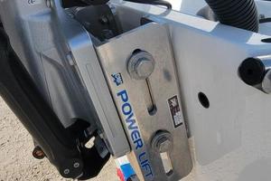 Photo 3665397 for 2021 Velocity 262 CC VELOCITY JACK PLATES