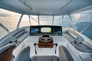 2020 Hatteras Convertible GT59 thumbnail 25
