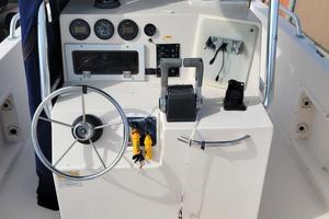 Photo 3666232 for 1993 Sea Cat 2100  FUNCTIONAL HELM 