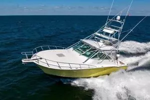  2005 Cabo Yachts  Yacht For Sale in MOUNT SINAI NY