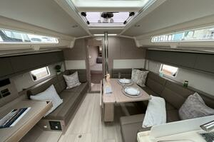 2023 Hanse 388 thumbnail 11