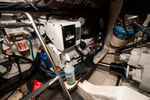 2003 Tiara Yachts 4200 Open  Kingfisher Generator