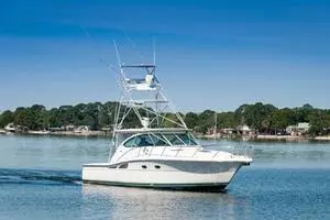 2003 Tiara Yachts 4200 Open  Kingfisher  Stbd Bow